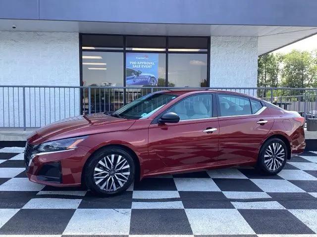2024 Nissan Altima SV FWD