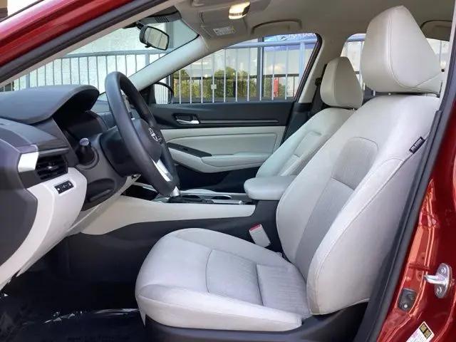 2024 Nissan Altima SV FWD