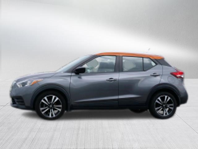 2020 Nissan Kicks SV Xtronic CVT