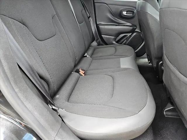 2020 Jeep Renegade Altitude FWD