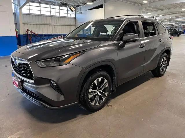 2024 Toyota Highlander XLE