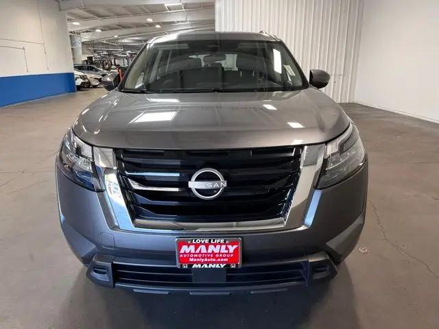 2024 Nissan Pathfinder SV FWD