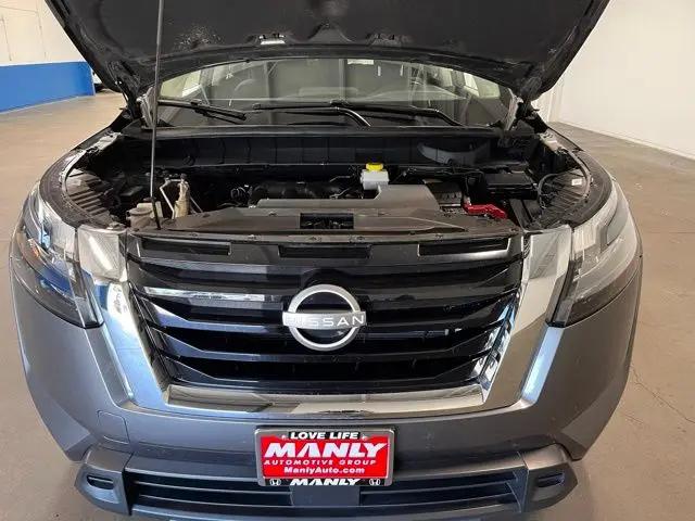2024 Nissan Pathfinder SV FWD