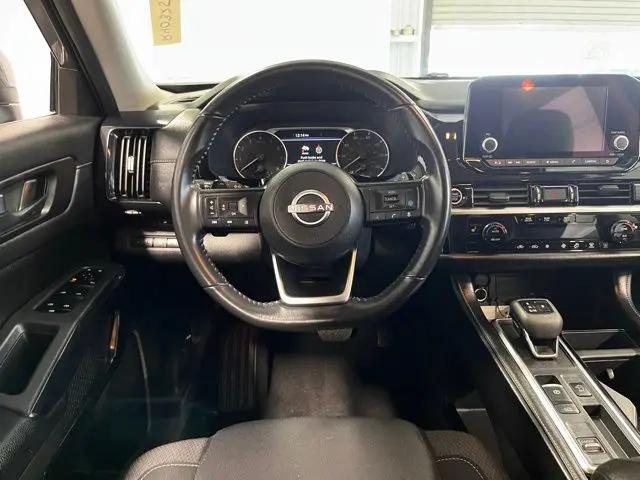 2024 Nissan Pathfinder SV FWD