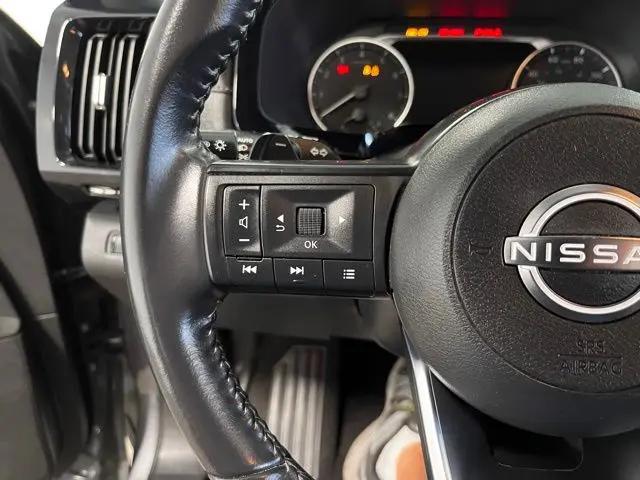 2024 Nissan Pathfinder SV FWD