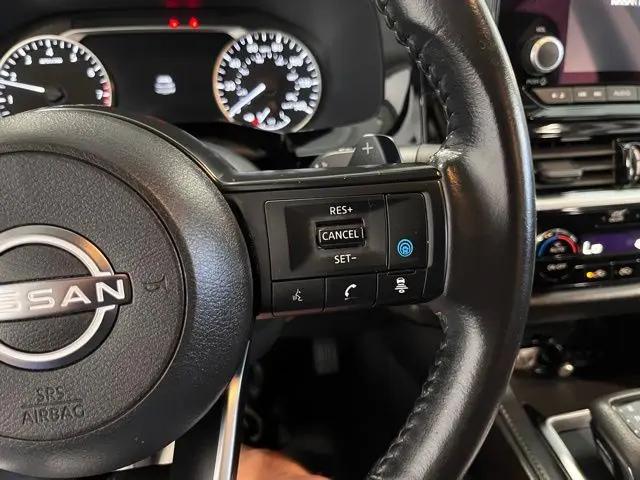 2024 Nissan Pathfinder SV FWD