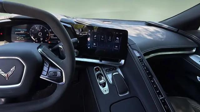 2024 Chevrolet Corvette 2LT