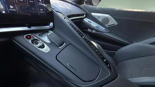 2024 Chevrolet Corvette 2LT