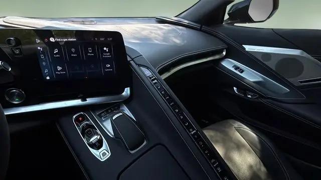 2024 Chevrolet Corvette 2LT