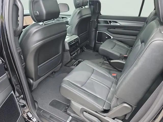 2026 Jeep Grand Wagoneer Limited Altitude 4x4