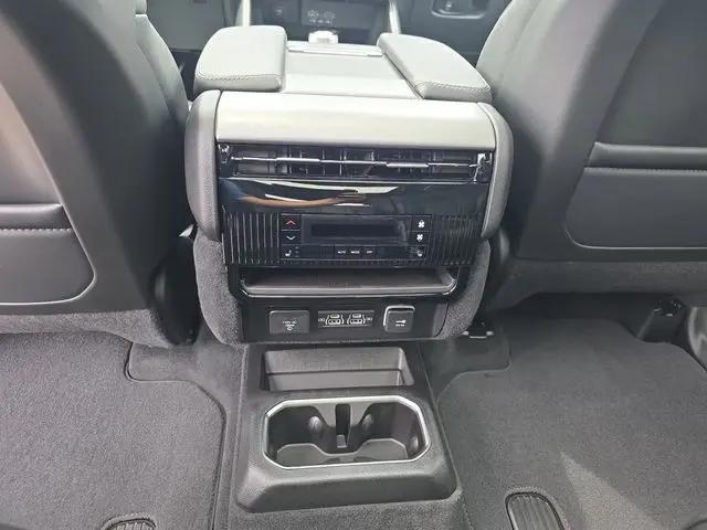 2026 Jeep Grand Wagoneer Limited Altitude 4x4