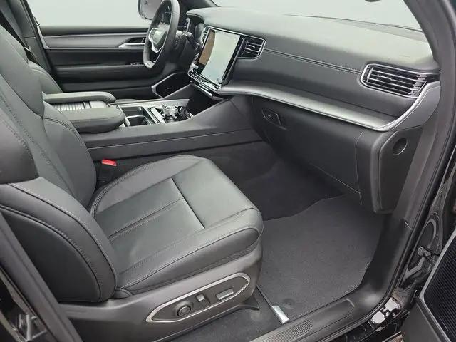 2026 Jeep Grand Wagoneer Limited Altitude 4x4
