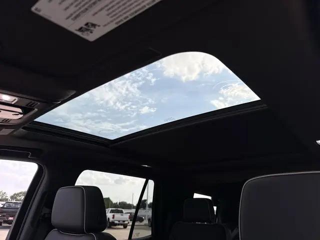 2026 Chevrolet Tahoe 4WD Premier