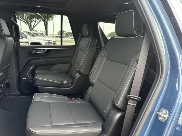 2026 Chevrolet Tahoe 4WD Premier