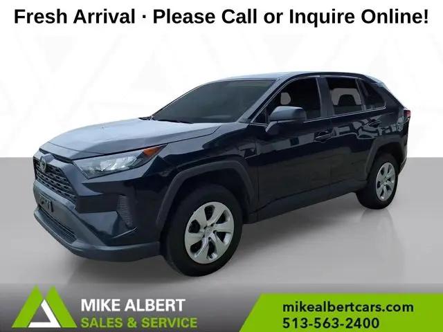 2022 Toyota RAV4 LE