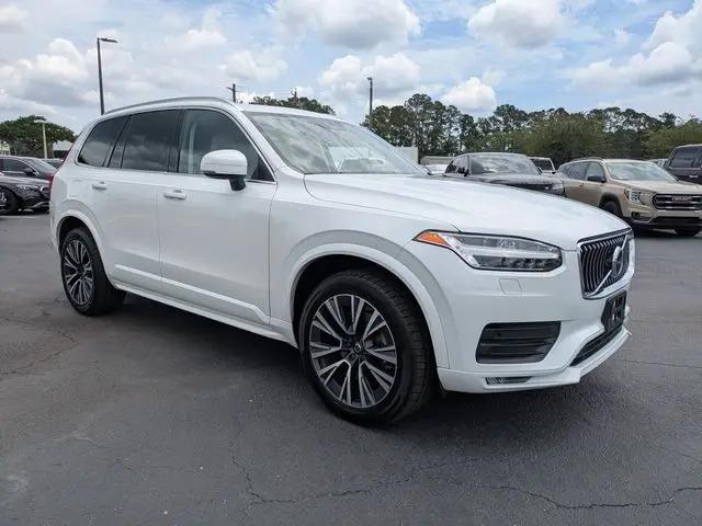 2021 Volvo XC90 T6 Momentum 7 Passenger