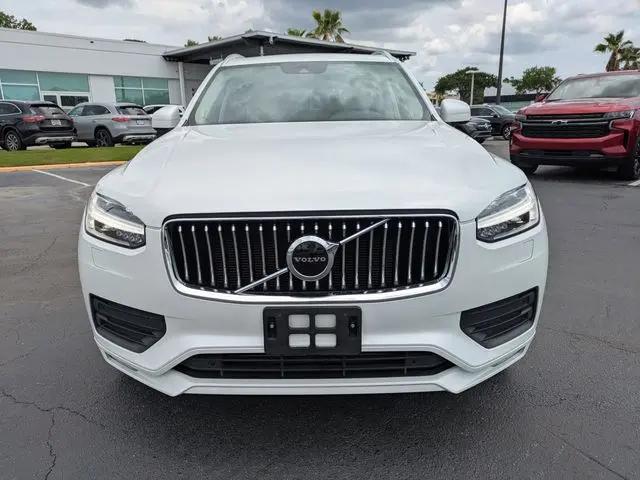 2021 Volvo XC90 T6 Momentum 7 Passenger