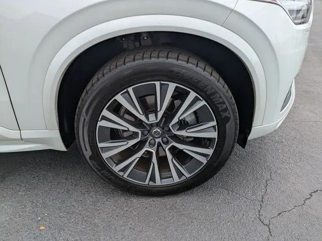 2021 Volvo XC90 T6 Momentum 7 Passenger