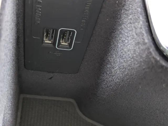 2021 Volvo XC90 T6 Momentum 7 Passenger
