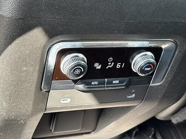 2023 GMC Yukon XL 4WD SLT