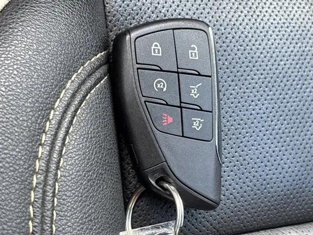 2023 GMC Yukon XL 4WD SLT