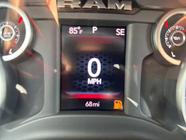 2025 Ram 1500 Tradesman Crew Cab 4x4 5'7" Box