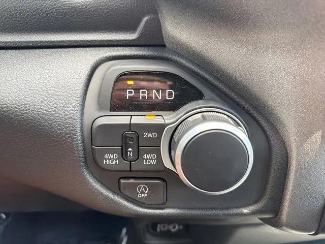 2025 Ram 1500 Tradesman Crew Cab 4x4 5'7" Box