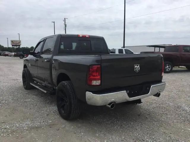 2018 Ram 1500 Big Horn Crew Cab 4x4 5'7" Box