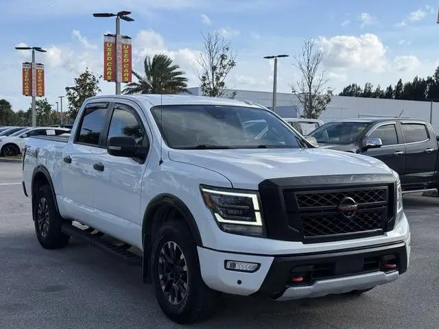 2021 Nissan Titan Crew Cab PRO-4X 4x4