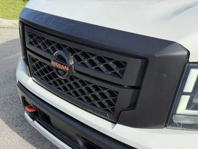 2021 Nissan Titan Crew Cab PRO-4X 4x4