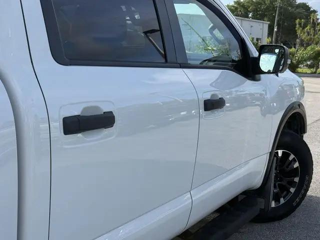 2021 Nissan Titan Crew Cab PRO-4X 4x4