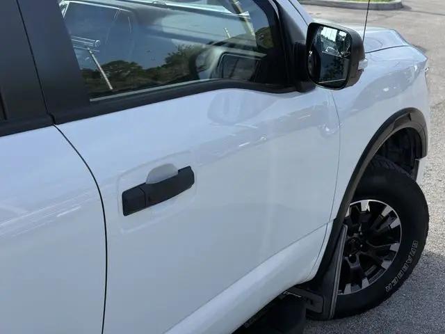2021 Nissan Titan Crew Cab PRO-4X 4x4