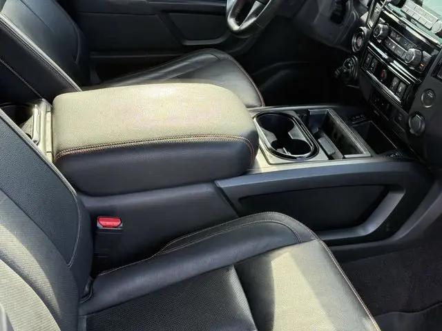 2021 Nissan Titan Crew Cab PRO-4X 4x4