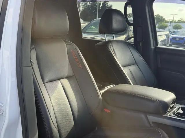 2021 Nissan Titan Crew Cab PRO-4X 4x4