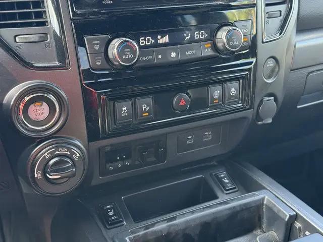 2021 Nissan Titan Crew Cab PRO-4X 4x4