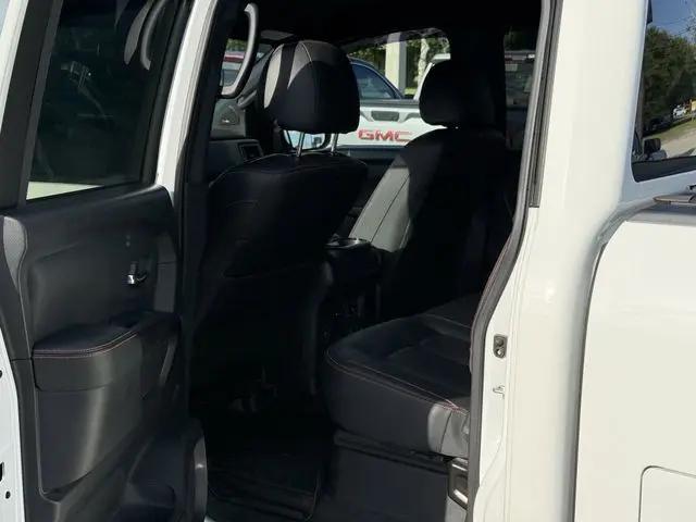 2021 Nissan Titan Crew Cab PRO-4X 4x4