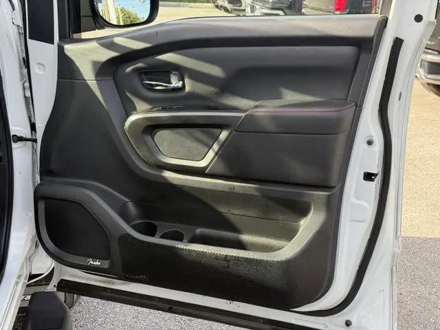 2021 Nissan Titan Crew Cab PRO-4X 4x4
