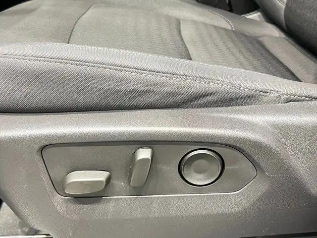 2025 Ram ProMaster 2500 Cargo Van Tradesman High Roof 136" WB w/Pass Seat