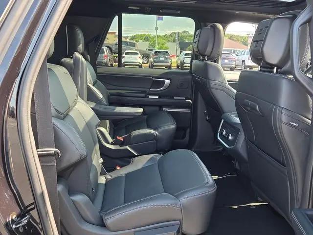 2026 Ford Expedition Max Platinum MAX