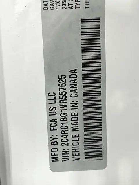 2027 Chrysler Pacifica Select
