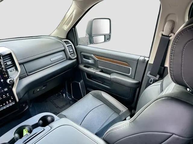 2024 Ram 2500 Laramie Crew Cab 4x4 6'4" Box