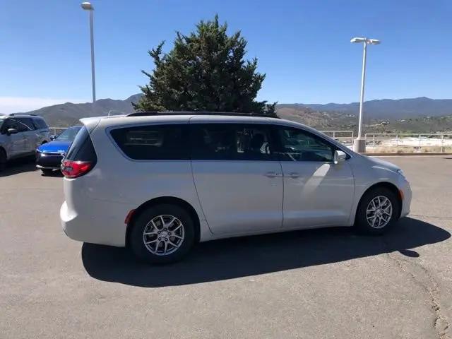2021 Chrysler Pacifica Touring