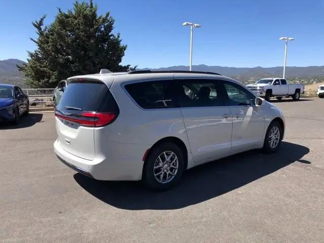 2021 Chrysler Pacifica Touring