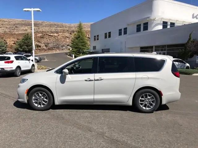 2021 Chrysler Pacifica Touring