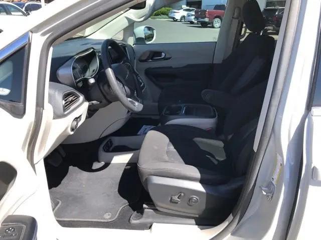 2021 Chrysler Pacifica Touring