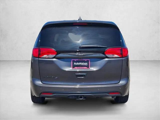 2020 Chrysler Pacifica Touring
