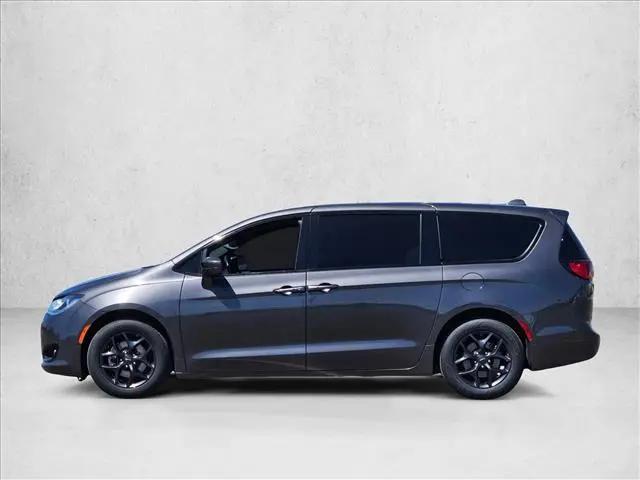 2020 Chrysler Pacifica Touring