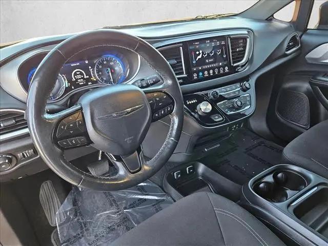 2020 Chrysler Pacifica Touring
