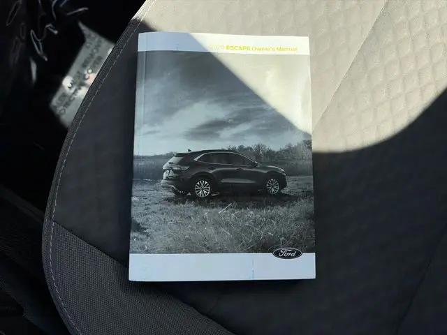 2020 Ford Escape SE
