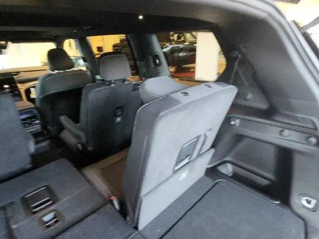 2025 Jeep Grand Cherokee L Laredo X 4x2